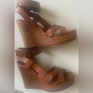 Chloe  wedge platform wood sandals with ankle strap -light brown/Carmel Sz 36